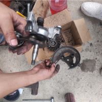 上海浦東割草機維修，現(xiàn)場歐瑪/三菱TU43割草機維修，立等可取
